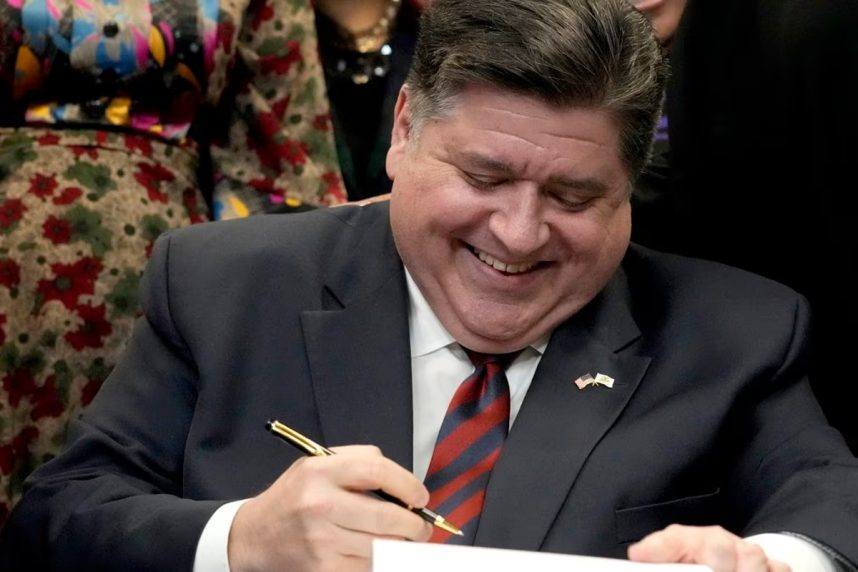 Illinois Should Lower Sports Betting Taxes, Says Policy Group (Casino.org)