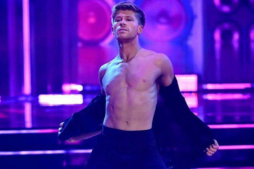 Chippendales Asks Crocodile Hunter’s Son to Dance in Vegas (Casino.org)