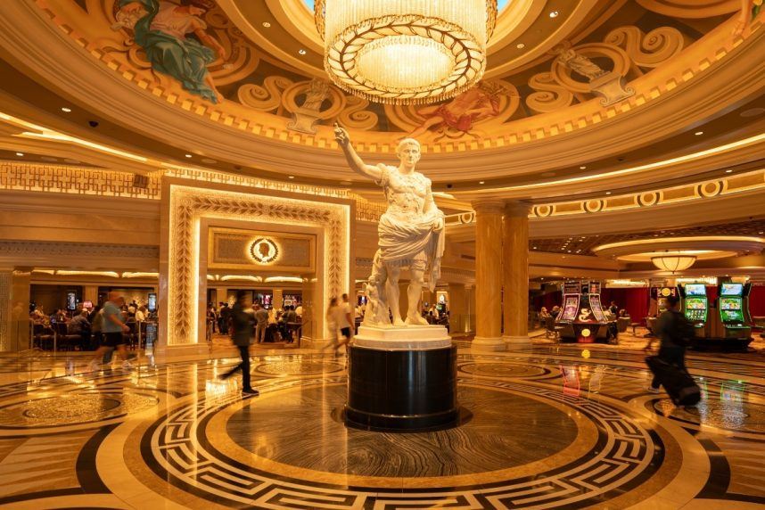 Caesars an Undervalued Stock to Buy in Q4, Says Morningstar (Casino.org)
